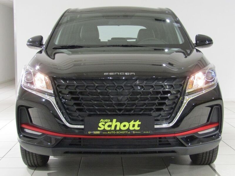 Gebraucht DFSK Fengon 106 PS (77 kW) 2024 Schwarz SUV