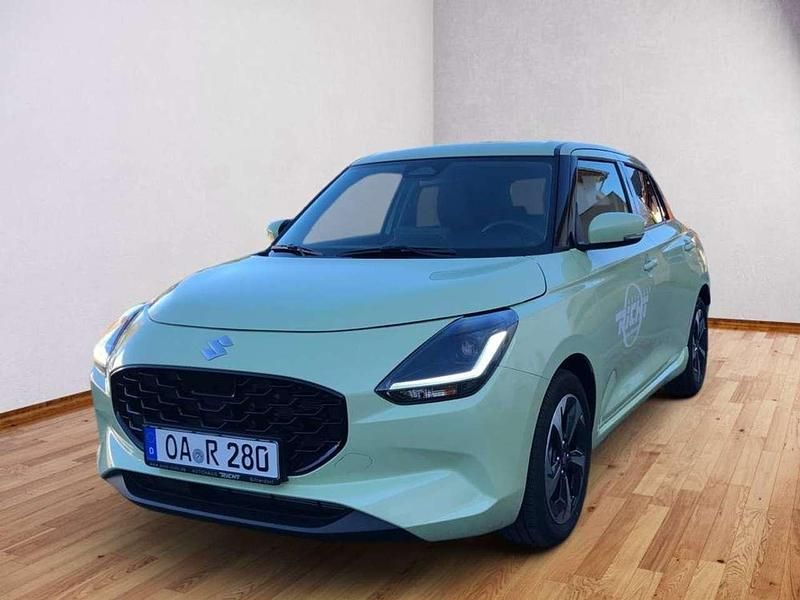 Gebraucht Suzuki Swift Comfort+ 83 PS (61 kW) 2025 Cool yellow metallic Kleinwagen