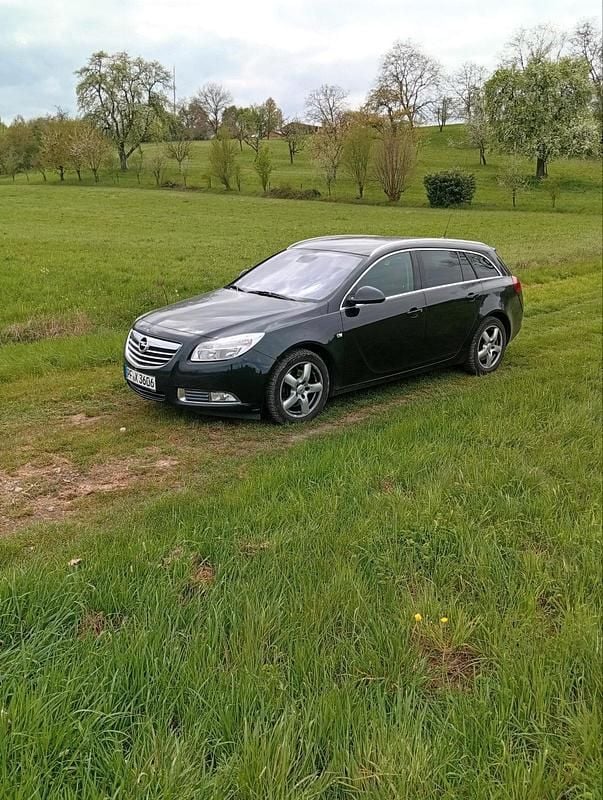 Second-hand Opel Insignia 2011 Negru Berlinǎ