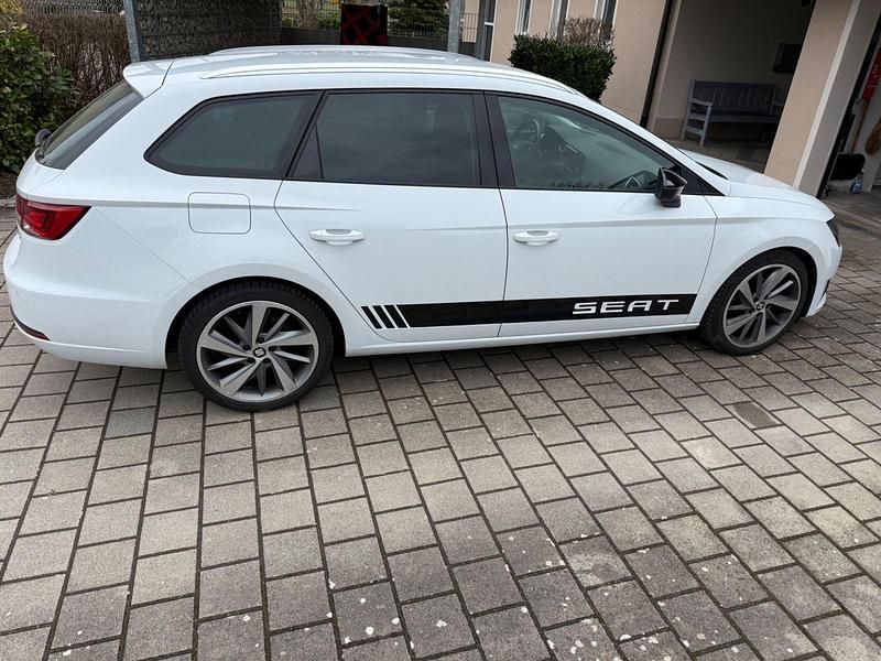 Gebraucht Seat Leon ST FR 150 PS (110 kW) 2016 Weiß Kombi