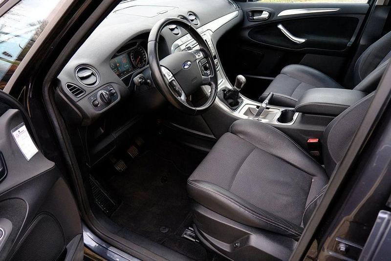 Gebraucht Ford S-MAX S 145 PS (106 kW) 2009 Grau Van / Kleinbus