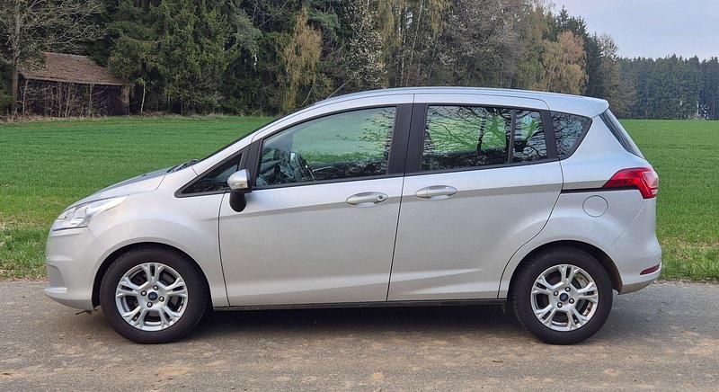 Second-hand Ford B-MAX SYNC Edition 101 CP (74 kW) 2014 Argintiu Monovolum