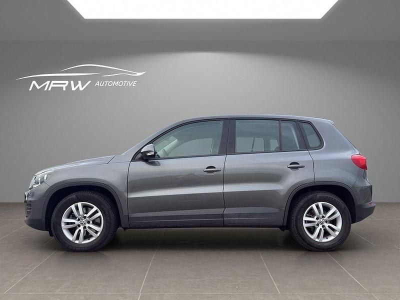 Gebraucht VW Tiguan Trendline 122 PS (89 kW) 2014 Grau SUV