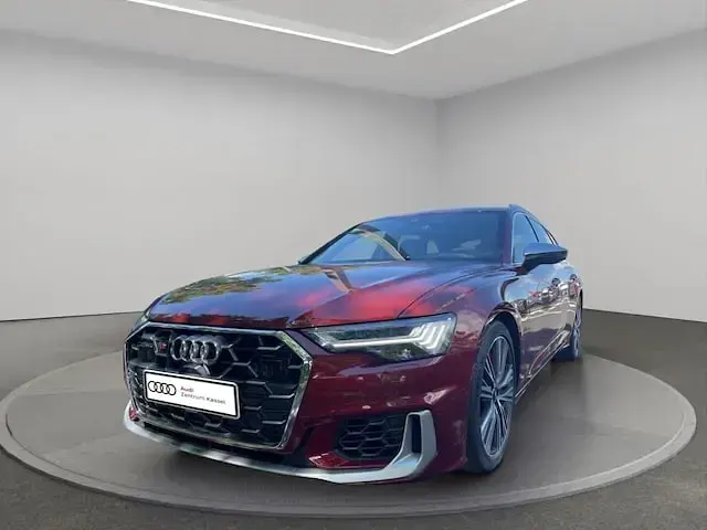 Gebraucht Audi S6 Basis 344 PS (253 kW) 2025 Grenadinerot metallic Kombi