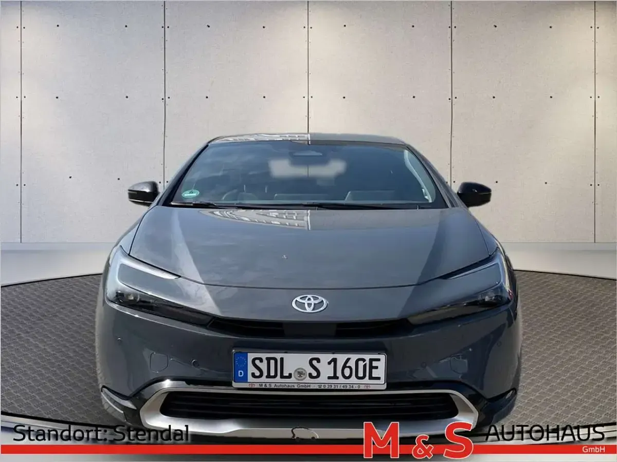 Gebraucht Toyota Prius Executive 223 PS (164 kW) 2023 Ashgrau metallic Kleinwagen