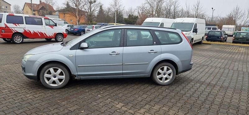 Gebraucht Ford Focus Ghia 136 PS (100 kW) 2005 Grau Kombi