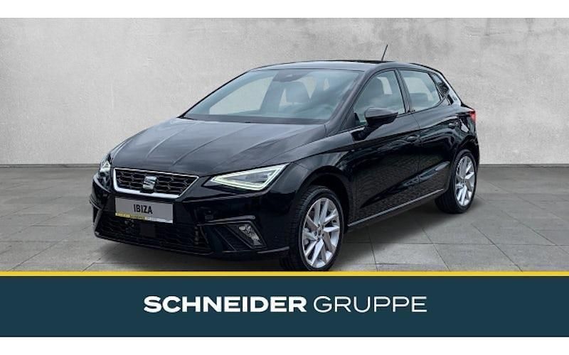 Schwarz (mitternachtsschwarz) Gebraucht 2024 Seat Ibiza FR Limousine | 27.935 € - Bild 1/4