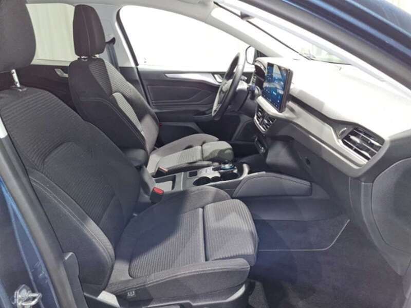 Gebraucht Ford Focus Titanium X 116 PS (85 kW) 2023 Blau, chrome blue metallic Kombi