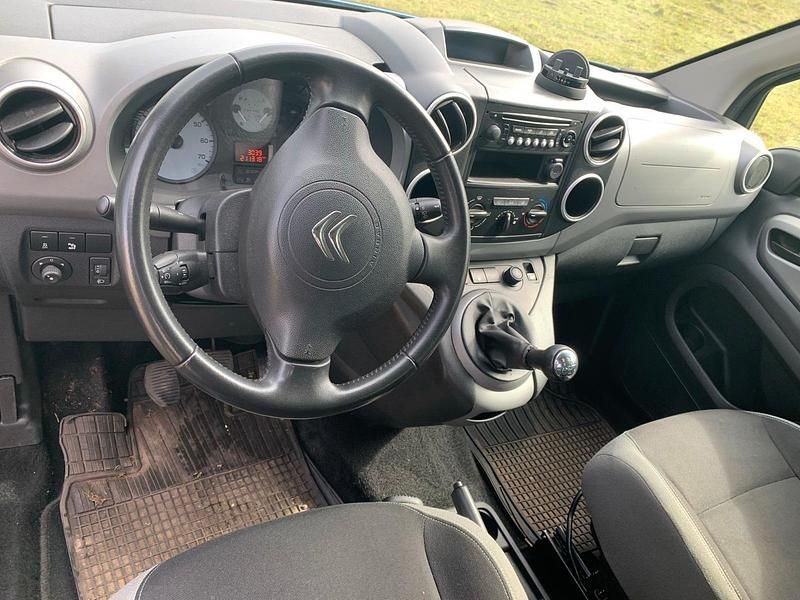 Gebraucht Citroën Berlingo 99 PS (72 kW) 2016 Blau Van / Kleinbus