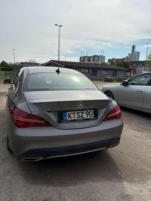 Gebraucht Mercedes CLA220 177 PS (130 kW) 2018 Limousine