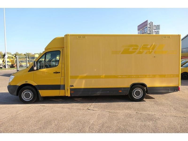 Second-hand Mercedes Sprinter 95 CP (69 kW) 2011 Galben Van