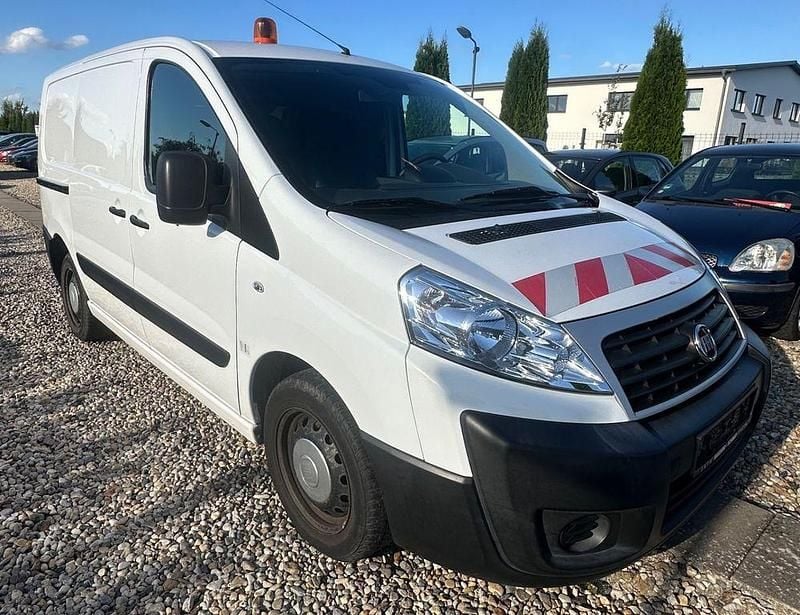 Gebraucht Fiat Scudo 128 PS (94 kW) 2015 Weiß Van