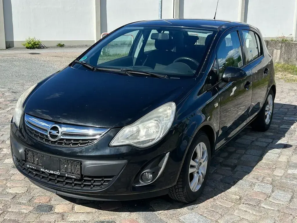 Gebraucht Opel Corsa Active 86 PS (63 kW) 2013 Schwarz Kleinwagen