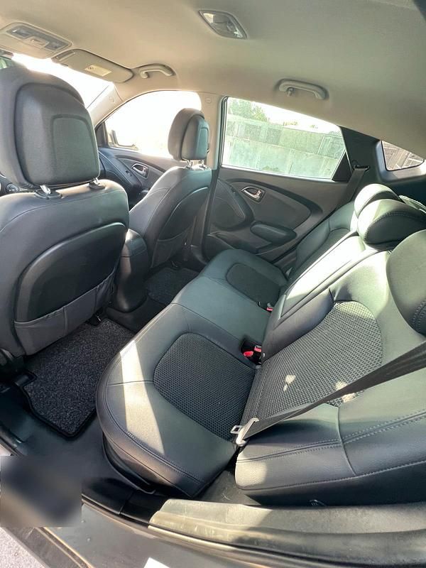 Gebraucht Hyundai ix35 163 PS (119 kW) 2010 Grau SUV