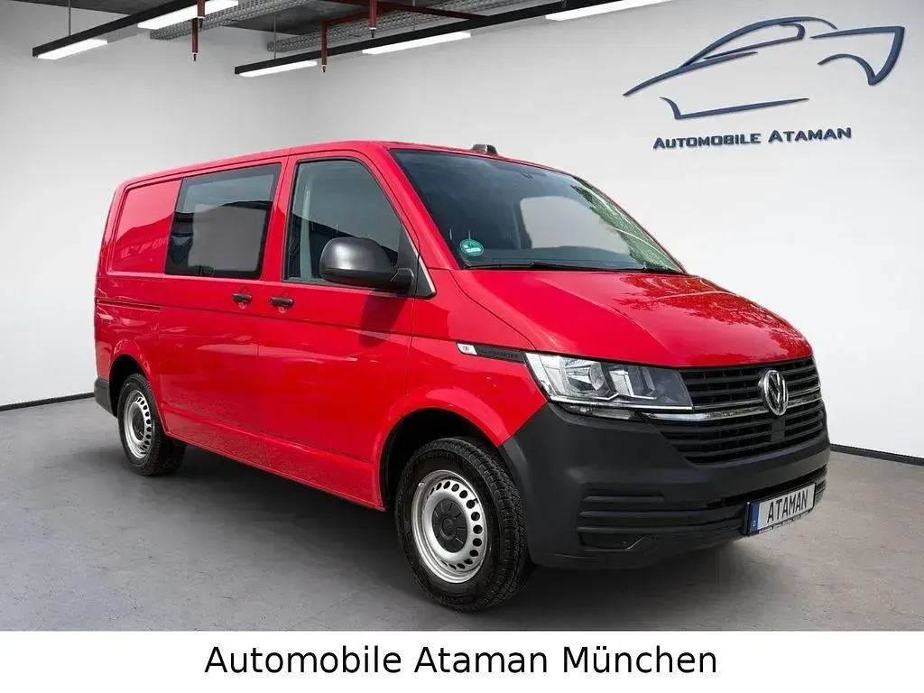 Second-hand VW Transporter 110 CP (80 kW) 2022 Roșu Van