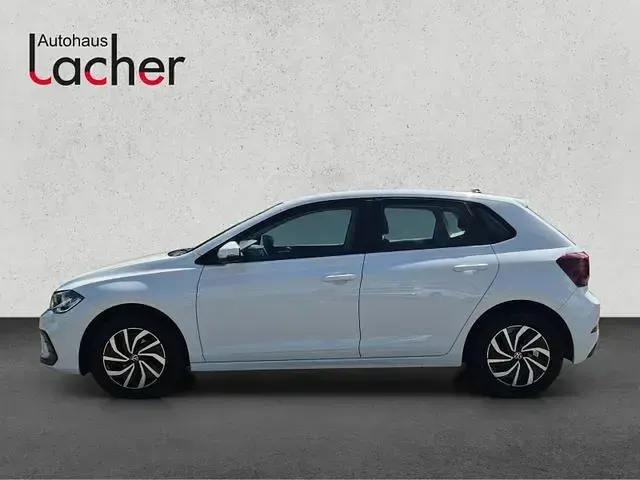 Gebraucht VW Polo Basis 80 PS (58 kW) 2023 Weiß Kleinwagen