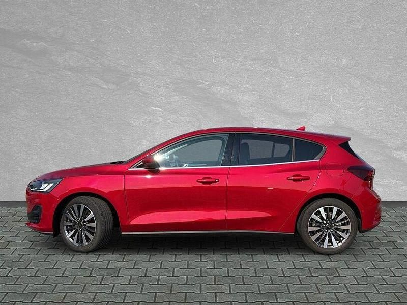 Gebraucht Ford Focus Titanium X 155 PS (114 kW) 2023 Fantastic red metallic Limousine
