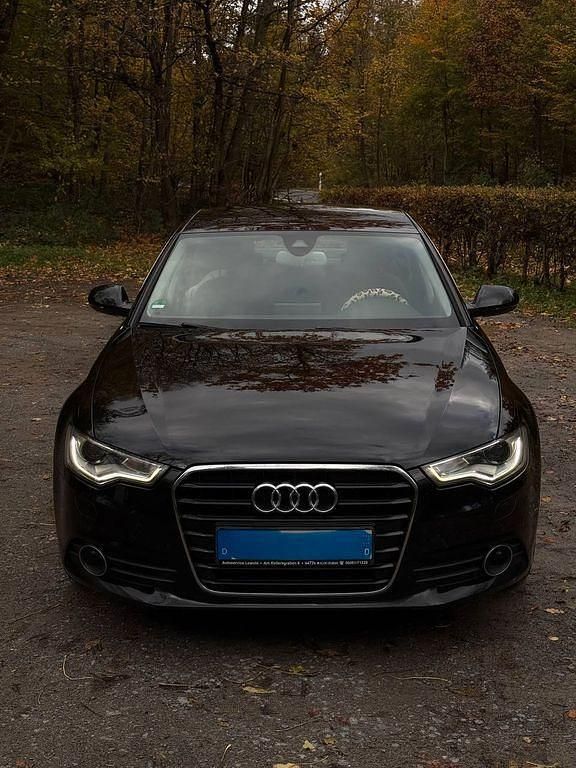 Schwarz Gebraucht 2011 Audi A6 Ambiente Limousine | 10.700 € (Guter Preis) - Bild 1/4