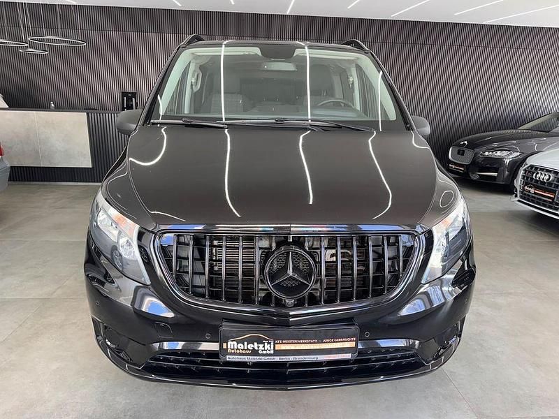 Gebraucht Mercedes Vito Edition 163 PS (119 kW) 2016 Schwarz Van