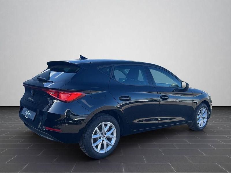 Neu Seat Leon 150 PS (110 kW) 2025 Schwarz Limousine