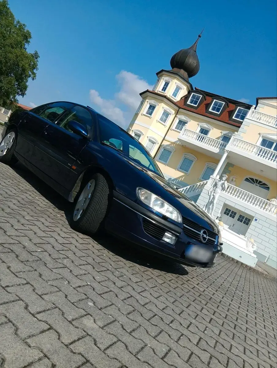 Gebraucht Opel Omega 211 PS (155 kW) 1998 Blau Limousine
