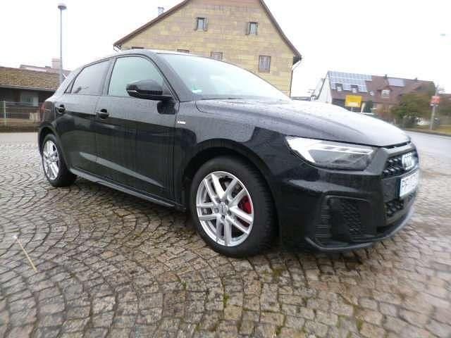 Mythosschwarz metallic Gebraucht 2019 Audi A1 S-Line Kleinwagen | 21.099 € (Fairer Preis) - Bild 1/4