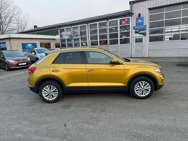 Gebraucht VW T-Roc 116 PS (85 kW) 2019 Gelb SUV