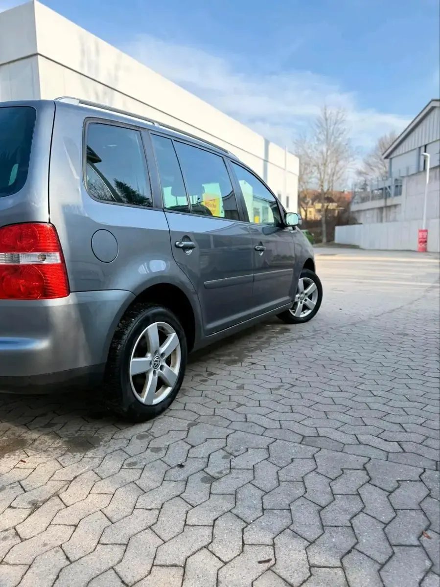 Gebraucht VW Sharan 150 PS (110 kW) 2006 Grau Van / Kleinbus