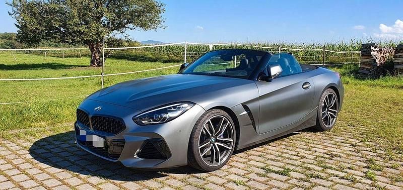 Grau Gebraucht 2020 BMW Z4 M Sport Cabrio | 53.000 € (Teuer) - Bild 1/4