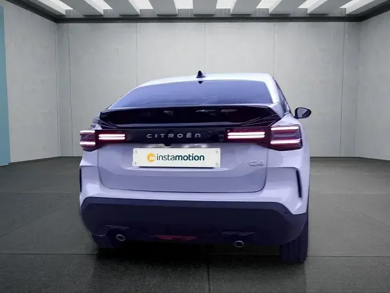 Gebraucht Citroën C4 136 PS (100 kW) 2025 Weiß Limousine