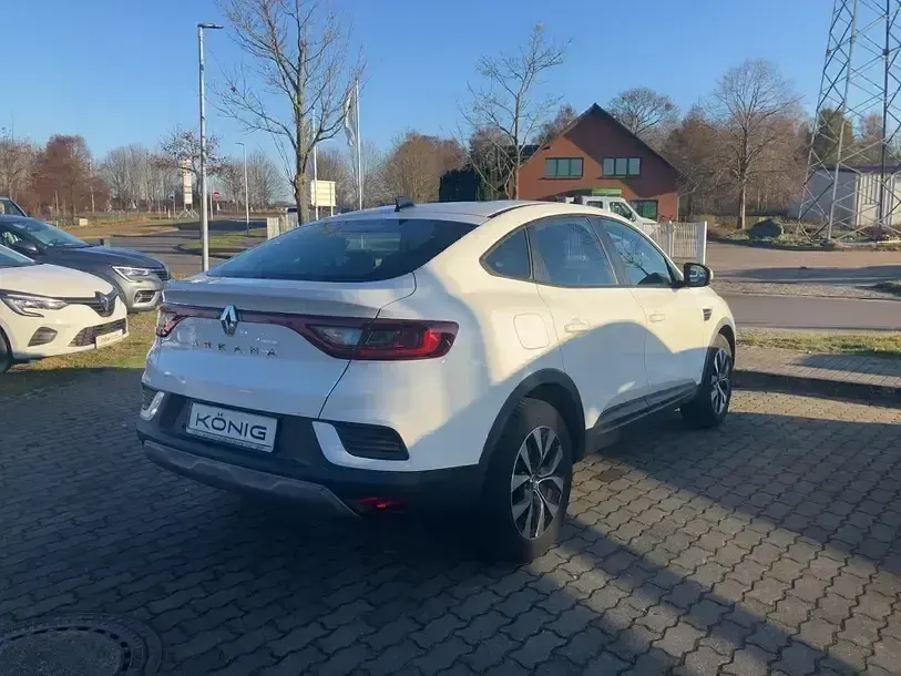 Gebraucht Renault Arkana Equilibre 140 PS (102 kW) 2023 Weiß SUV
