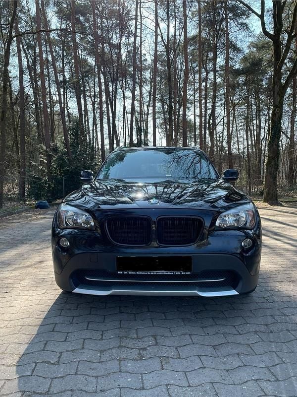 Gebraucht BMW X1 150 PS (110 kW) 2010 Schwarz SUV