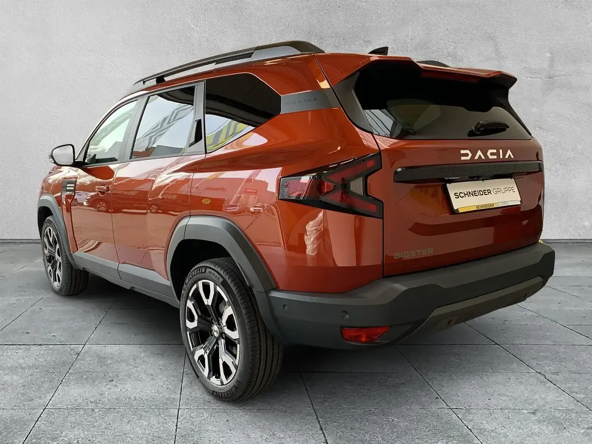 Neu Dacia Bigster Journey 140 PS (102 kW) 2025 Braun SUV
