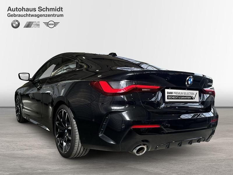 Gebraucht BMW 420 Performance 184 PS (135 kW) 2025 Saphirschwarz (metallic) Coupé