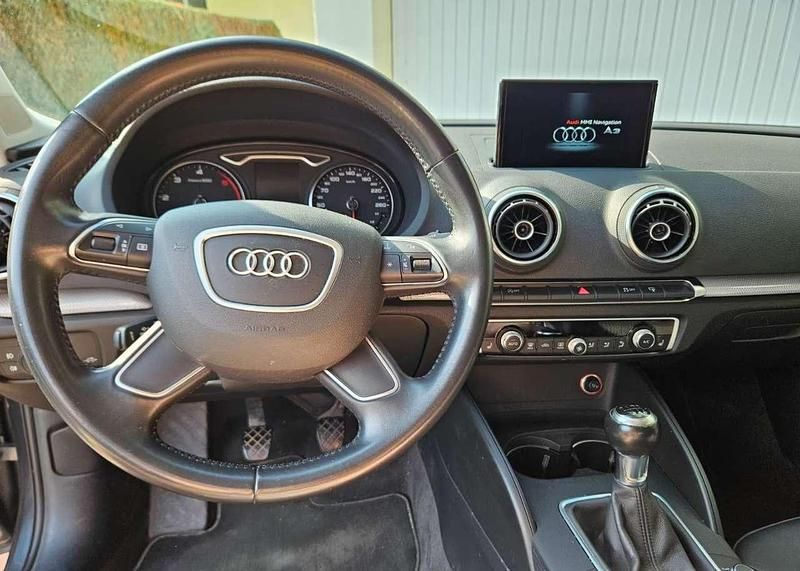 Gebraucht Audi A3 Ambiente 150 PS (110 kW) 2016 Grau Limousine