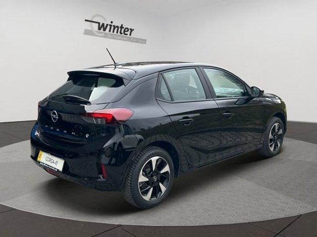 Gebraucht Opel Corsa-e 100 kW (136 PS) 2023 Schwarz metallic Kleinwagen