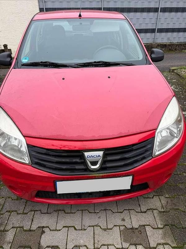 Gebraucht Dacia Sandero 75 PS (55 kW) 2010 Rot Limousine