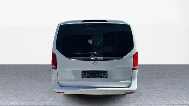 Gebraucht Mercedes V250 Avantgarde Edition 190 PS (139 kW) 2017 Bergkristallweissmet. Van / Kleinbus