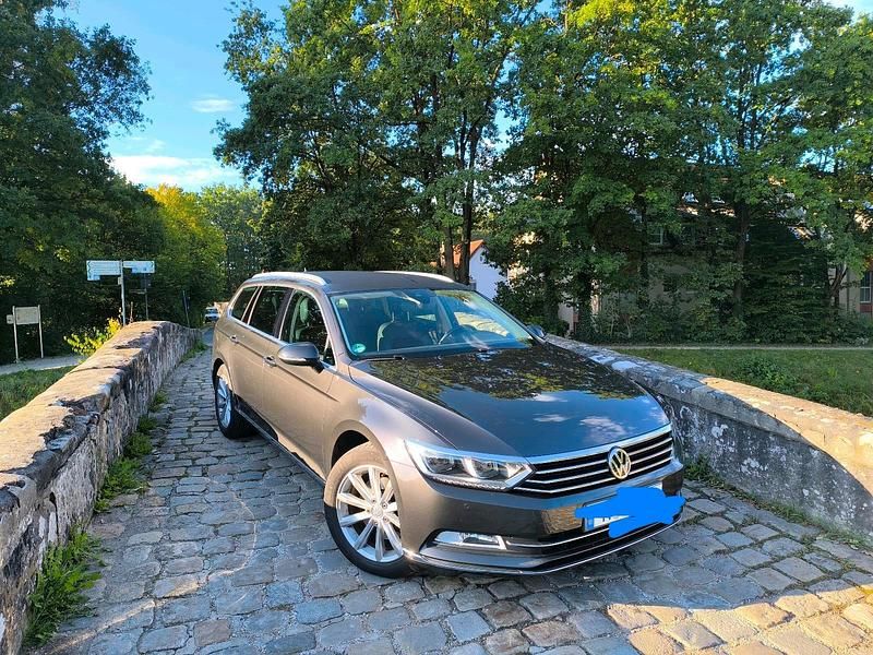 Andere farben Gebraucht 2019 VW Passat Highline Kombi | 18.299 € (Fairer Preis) - Bild 1/4