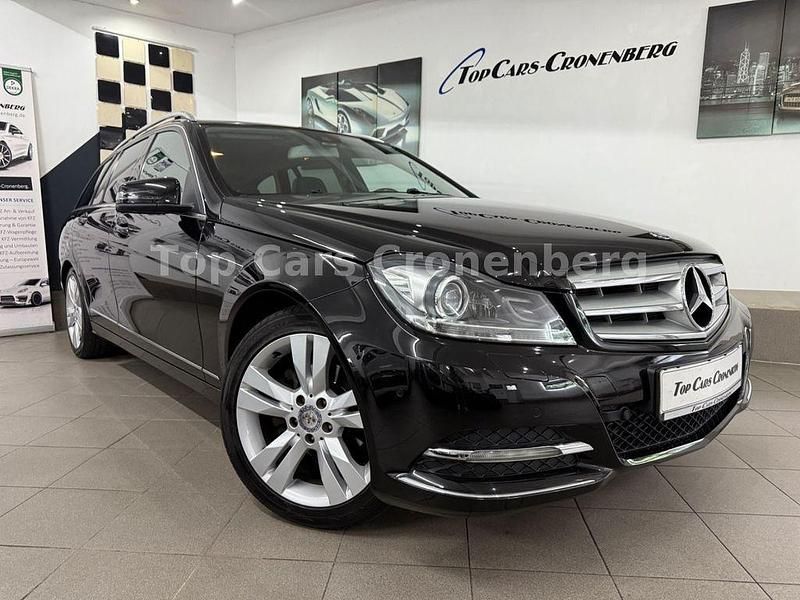Schwarz Gebraucht 2012 Mercedes 180 Avantgarde Limousine | 11.950 € (Guter Preis) - Bild 1/4