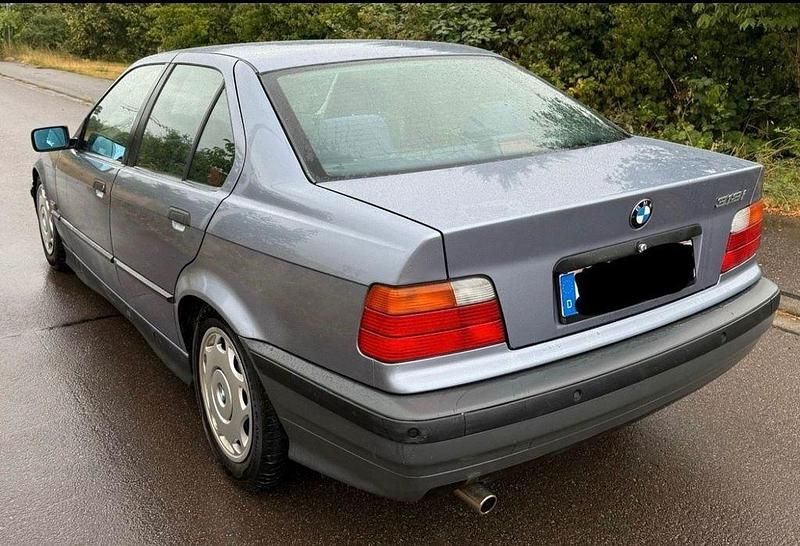 Gebraucht BMW 318 Performance 116 PS (85 kW) 1995 Grau Limousine