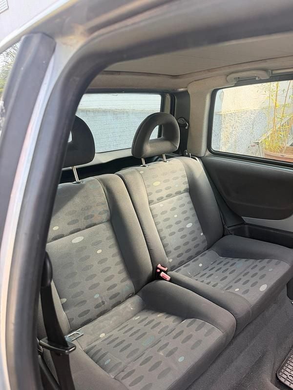 Gebraucht VW Lupo 60 PS (44 kW) 2005 Grau Kleinwagen