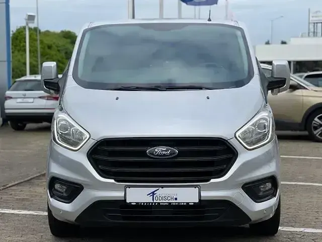 Second-hand Ford Transit Custom S 105 CP (77 kW) 2018 Argintiu Monovolum