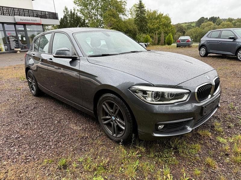 Grau Gebraucht 2019 BMW 116 Advantage Kleinwagen | 13.790 € (Fairer Preis) - Bild 1/4