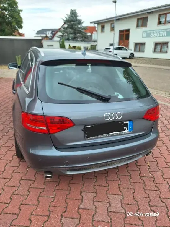 Gebraucht Audi A4 S-Line 190 PS (139 kW) 2011 Grau Kombi