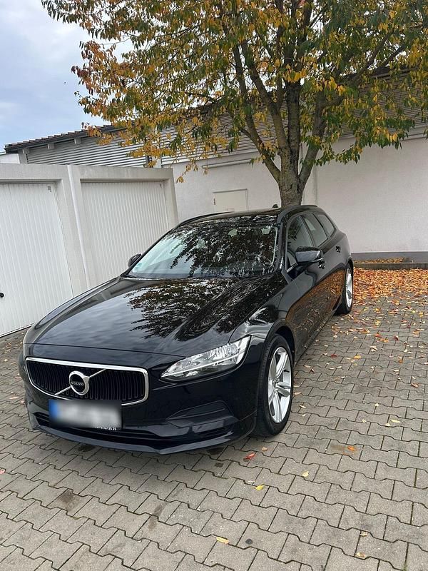 Schwarz Gebraucht 2017 Volvo V90 Kinetic Kombi | 14.000 € (Guter Preis) - Bild 1/4