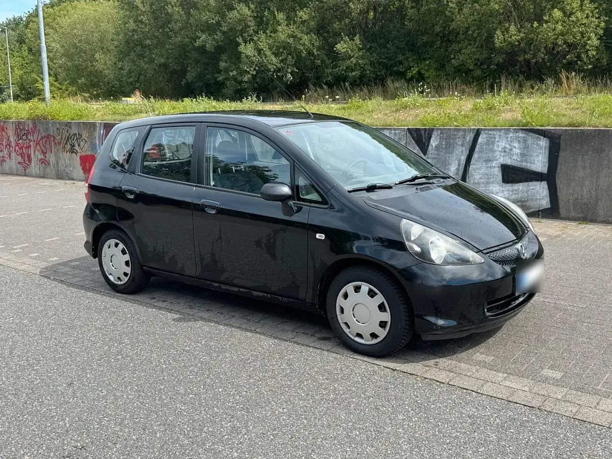 Gebraucht Honda Jazz 78 PS (57 kW) 2006 Schwarz Kleinwagen