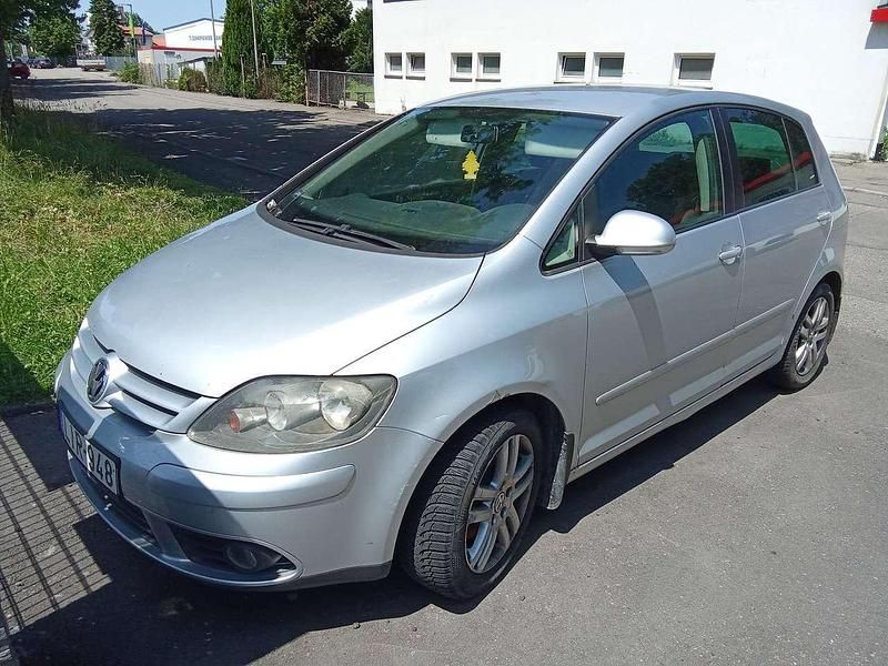 Reflexsilber metallic Gebraucht 2010 VW Golf Plus Cross Edition Van / Kleinbus | 1.900 € - Bild 1/4
