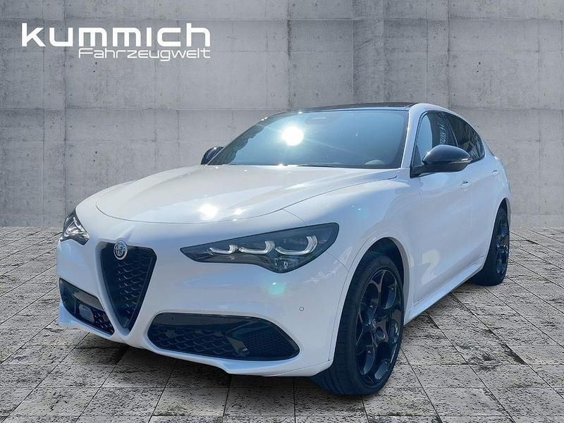 Weiß Neu 2025 Alfa Romeo Stelvio SUV | 69.460 € (Etwas zu teuer) - Bild 1/4