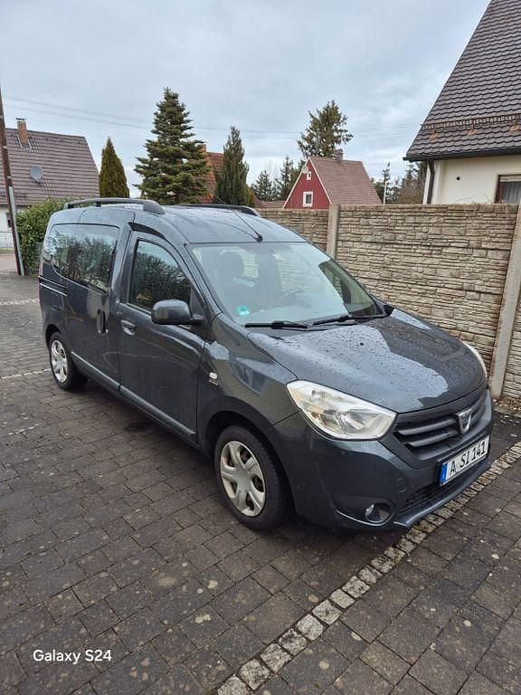 Gebraucht Dacia Dokker Lauréate 90 PS (66 kW) 2013 Grau Van / Kleinbus